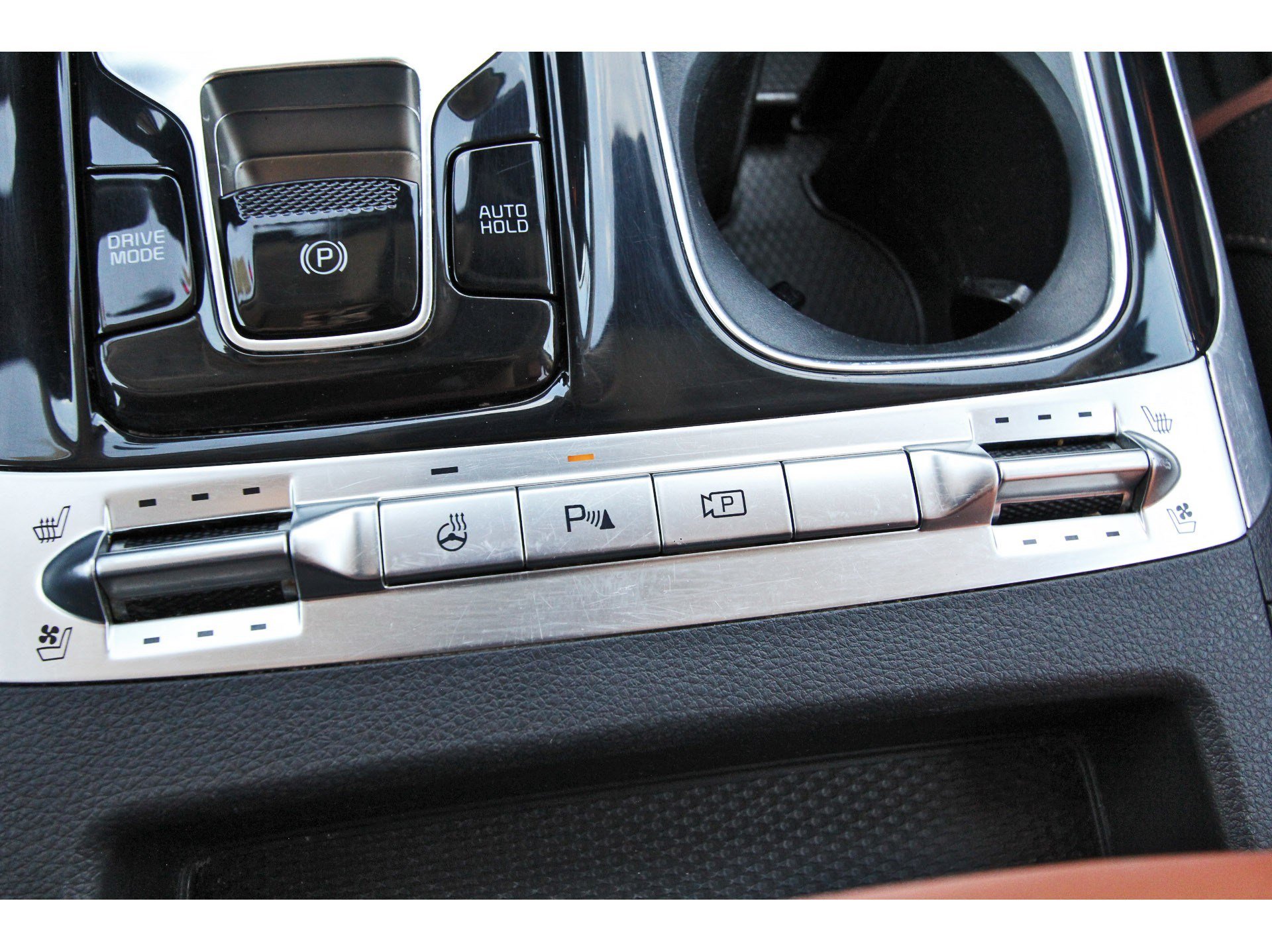 Certified 2024 Kia Carnival SX Prestige FWD image 33