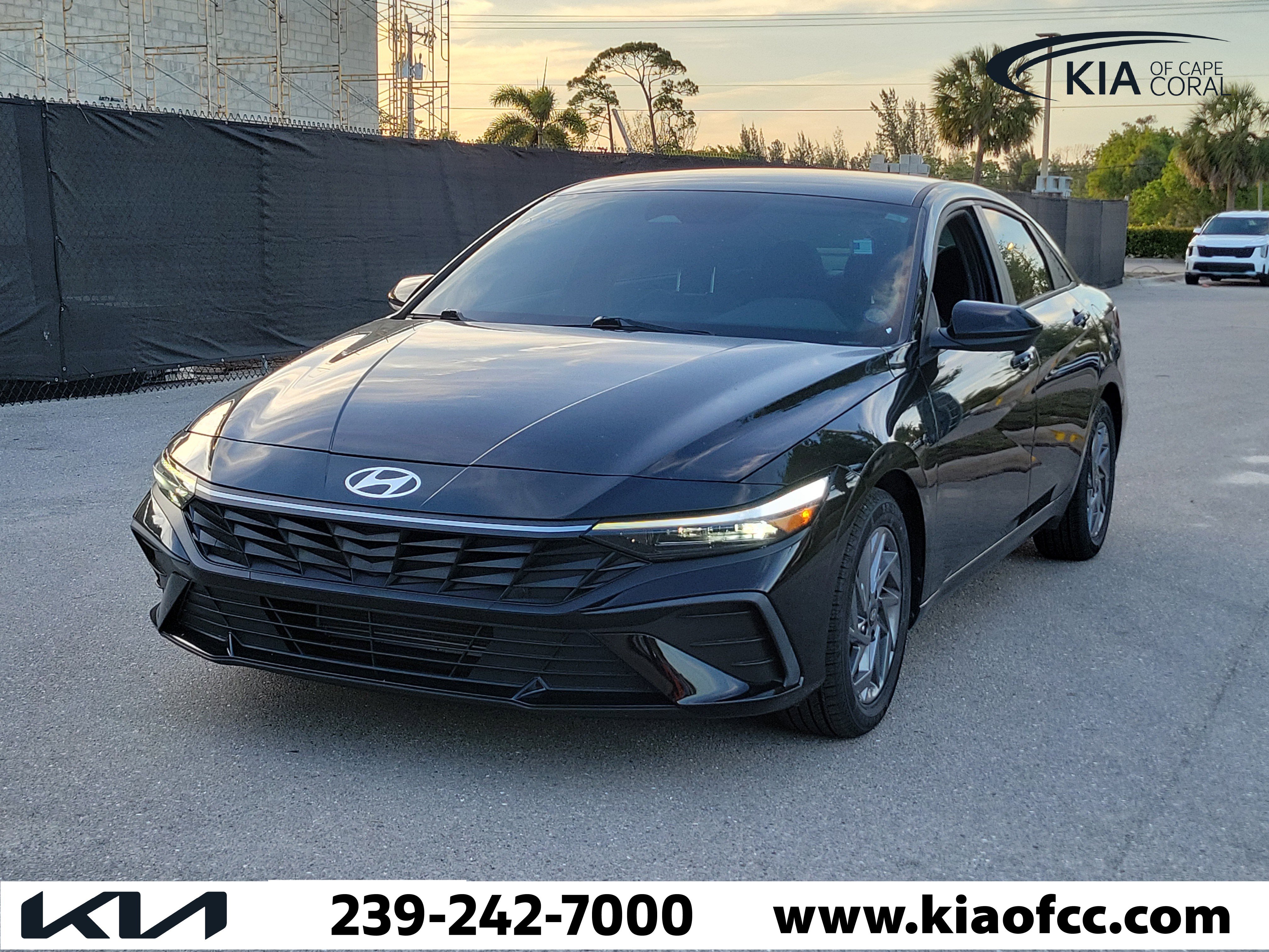 Used 2024 Hyundai Elantra SEL image 7