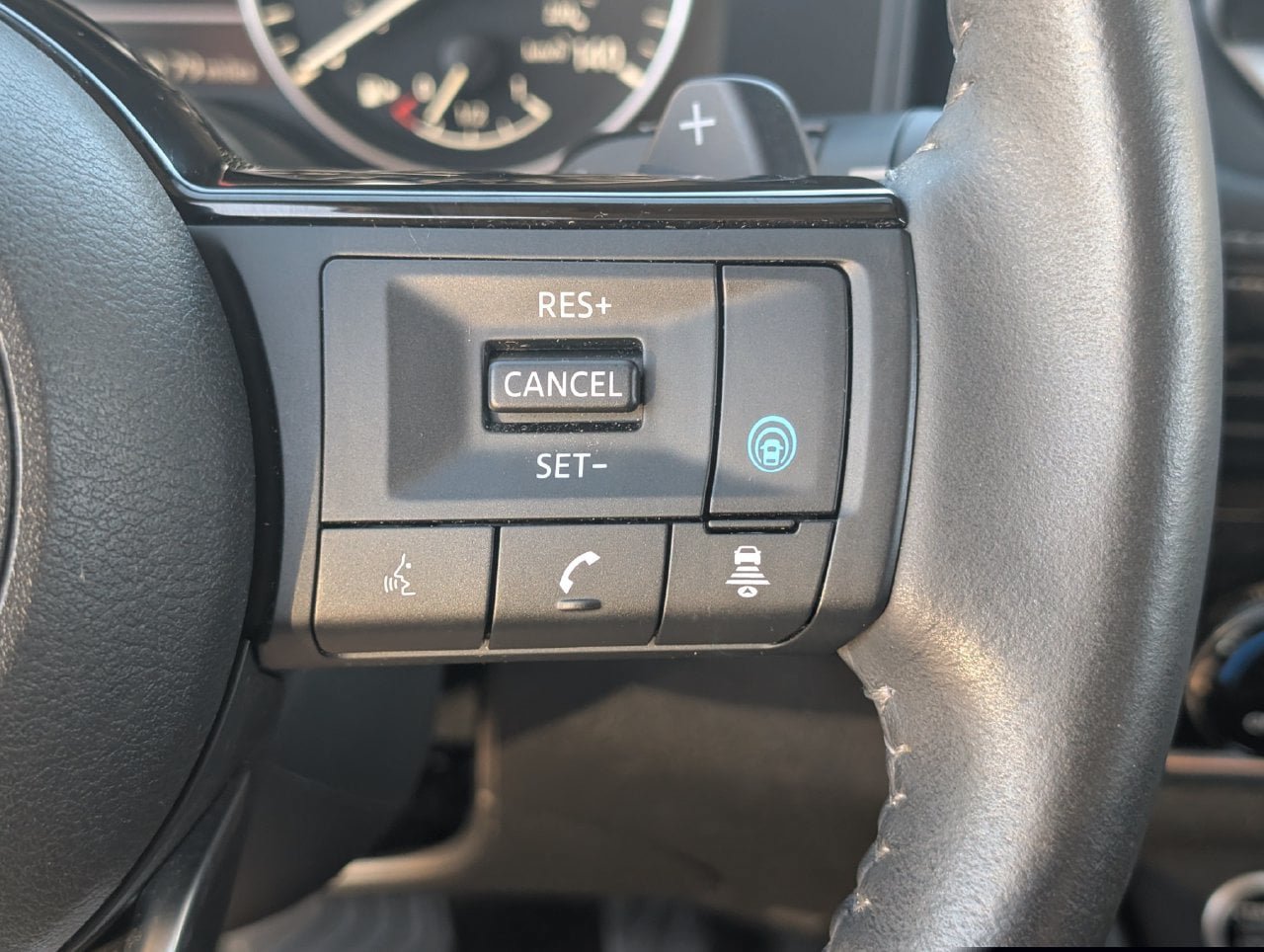 Certified 2023 Nissan Rogue SL FWD image 24