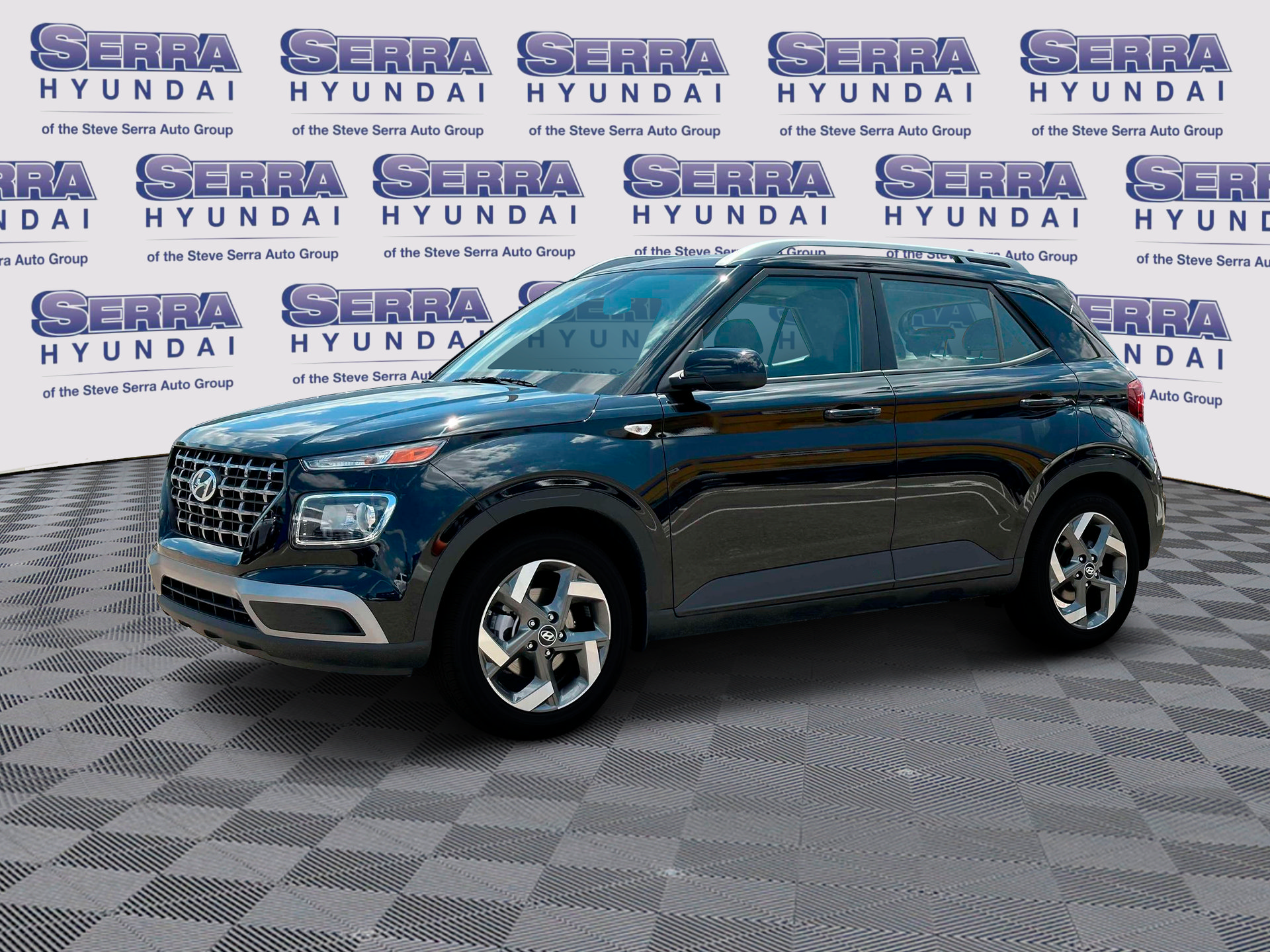New 2025 Hyundai Venue SEL FWD image 19