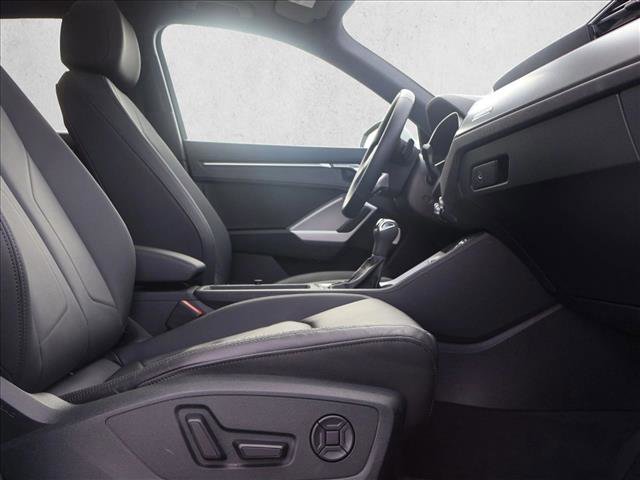 Certified 2025 Audi Q3 2.0T Premium w/ Convenience Package image 28