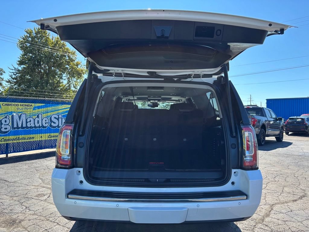 Used 2020 GMC Yukon XL Denali w/ Denali Ultimate Package AWD/4WD image 4