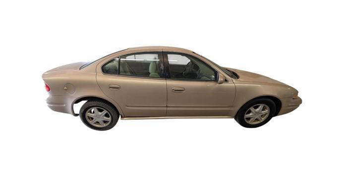 Used 2002 Oldsmobile Alero GL FWD image 7
