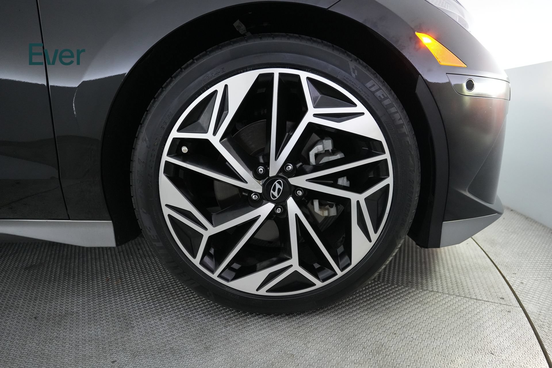 Used 2024 Hyundai Ioniq 6 Limited RWD image 20