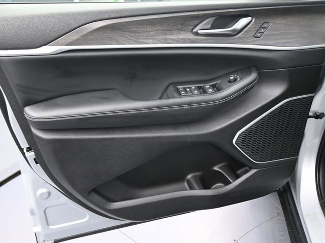New 2026 Jeep Grand Cherokee L Limited image 42