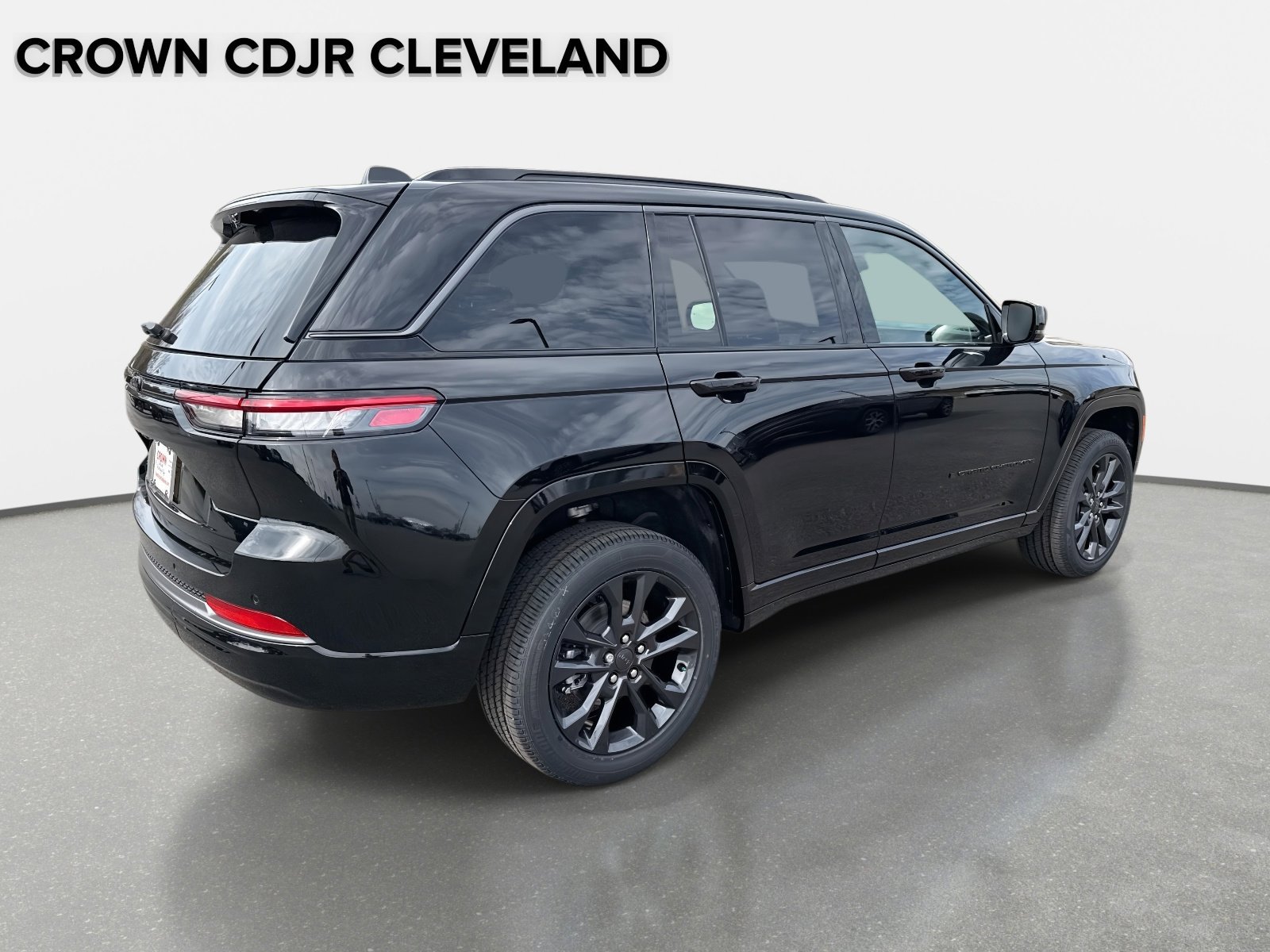 New 2026 Jeep Grand Cherokee Limited AWD/4WD image 4