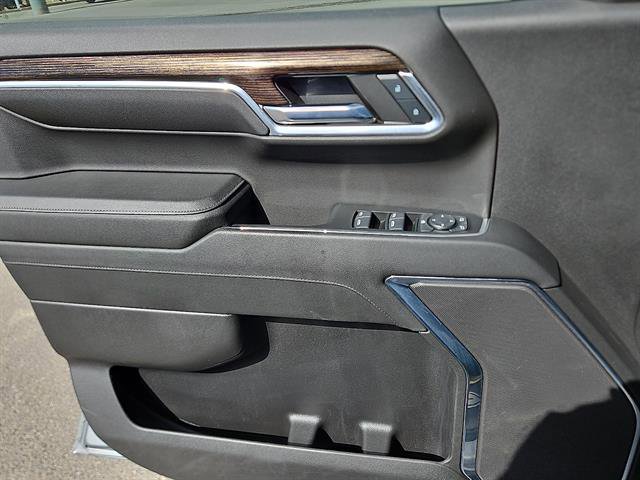 Used 2024 GMC Sierra 1500 Elevation image 14