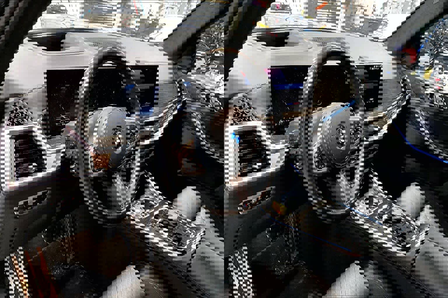 Used 2023 BMW X7 xDrive40i w/ M Sport Package image 18