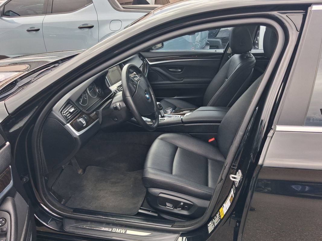 Used 2014 BMW 528i xDrive Sedan AWD/4WD image 13