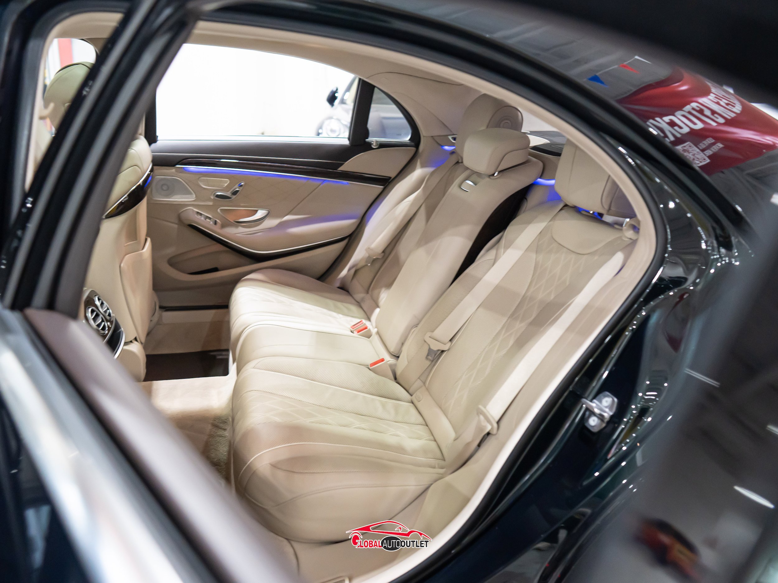 Used 2018 Mercedes-Benz S 560 4MATIC Sedan image 20