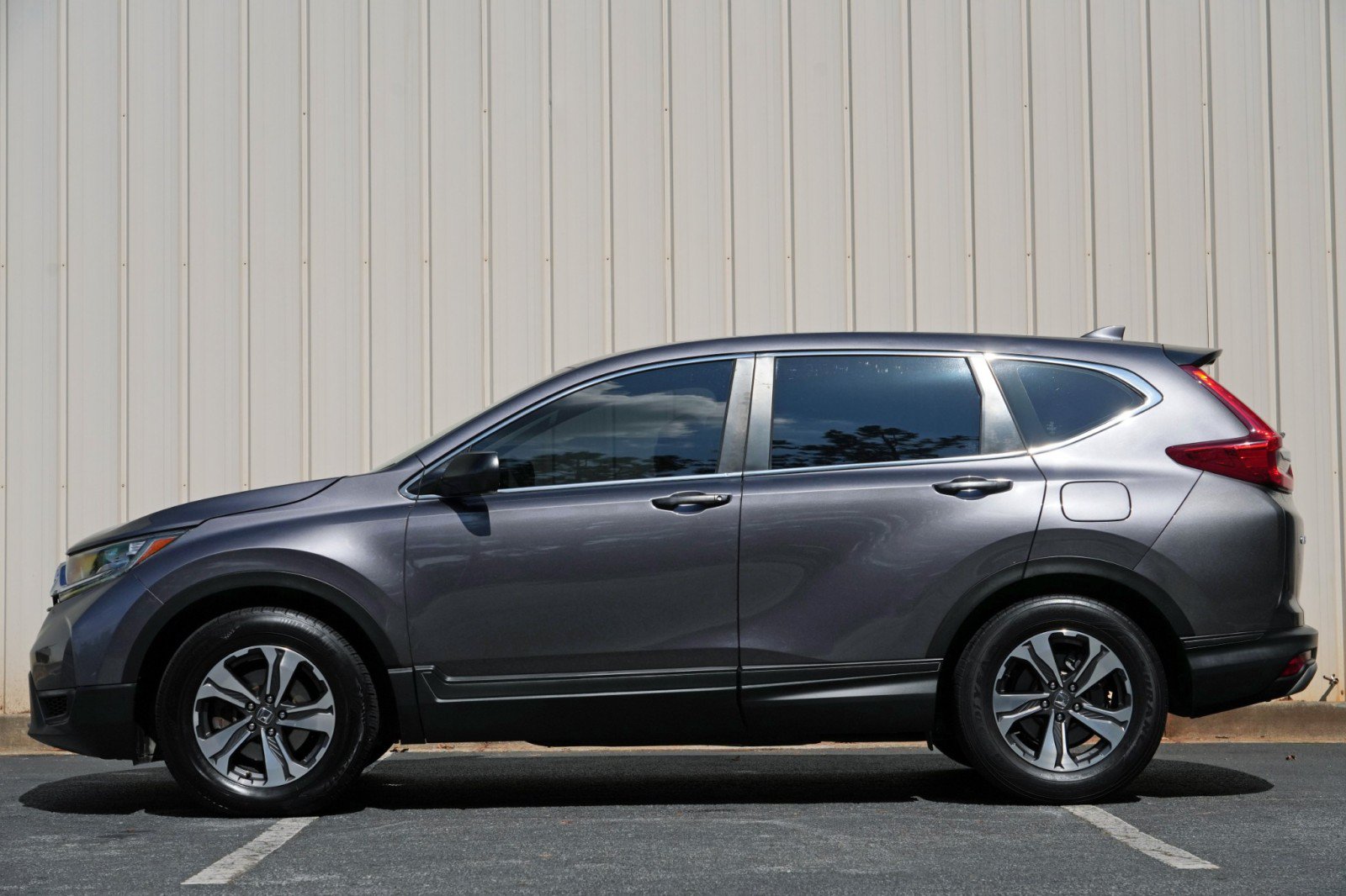 Used 2017 Honda CR-V LX image 8