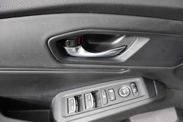 Used 2025 Honda Accord SE image 19