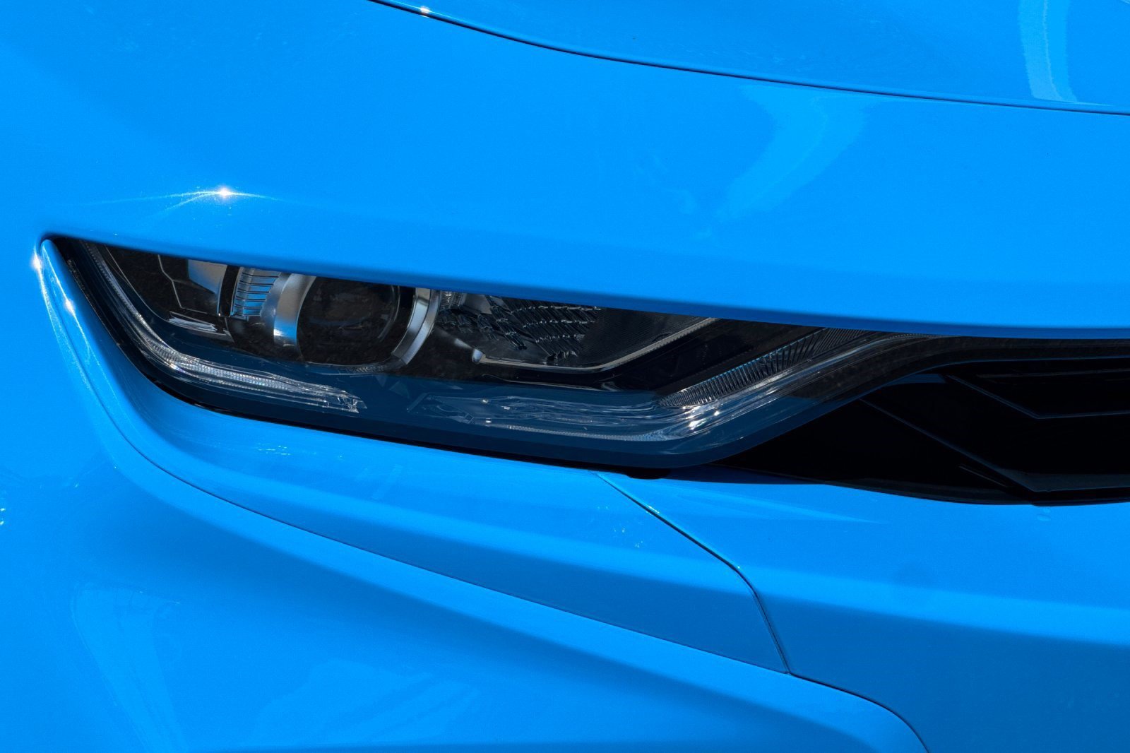 Used 2022 Chevrolet Camaro SS RWD image 11