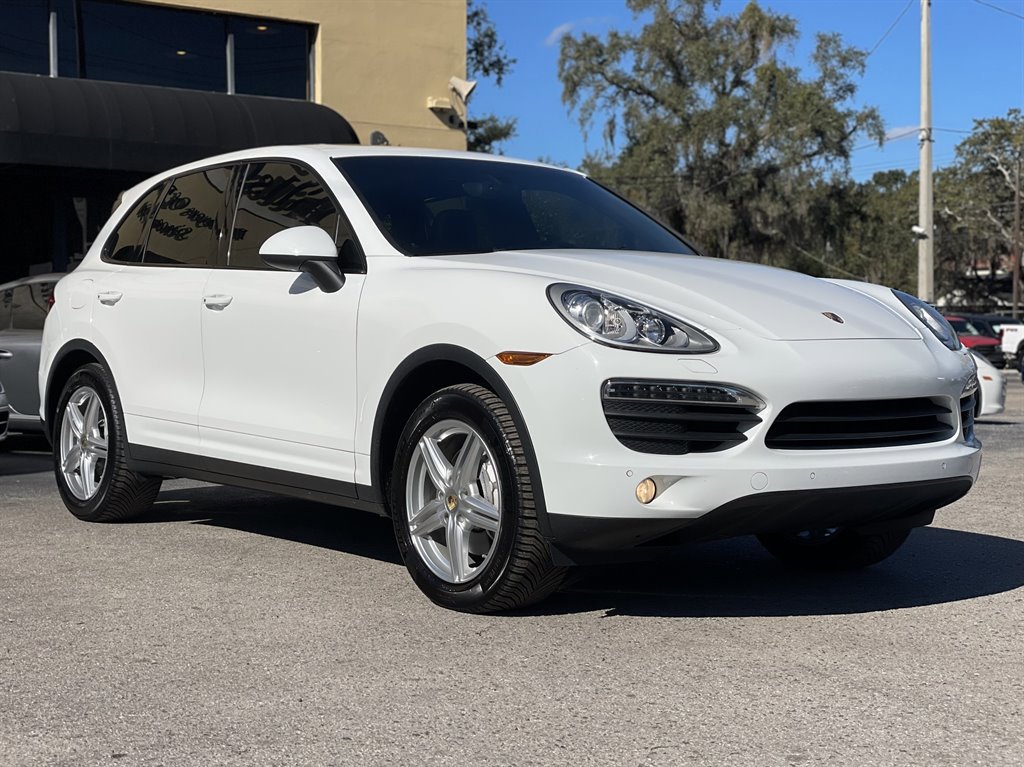 Used 2014 Porsche Cayenne S AWD/4WD image 18