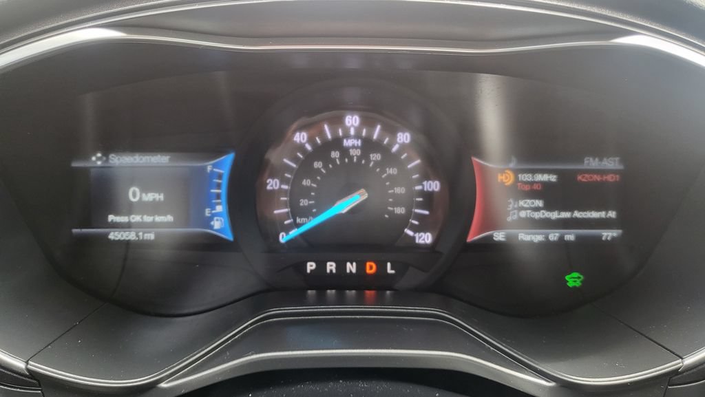Used 2020 Ford Fusion Energi Titanium FWD image 30