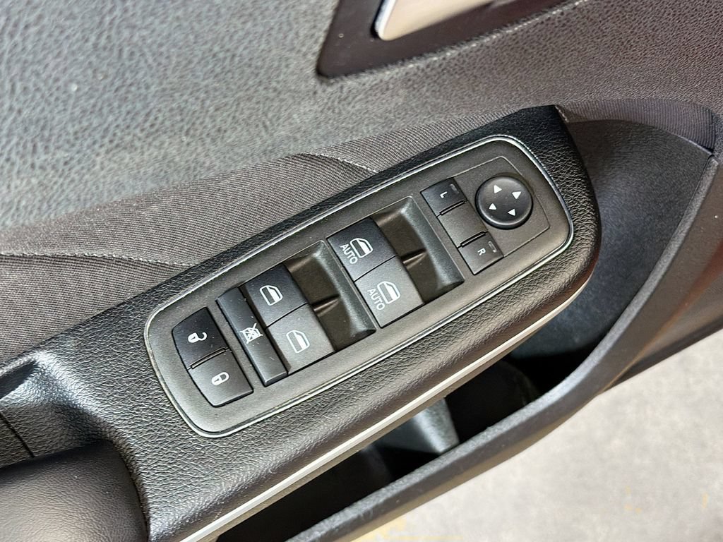 Used 2022 Dodge Charger Scat Pack RWD image 18