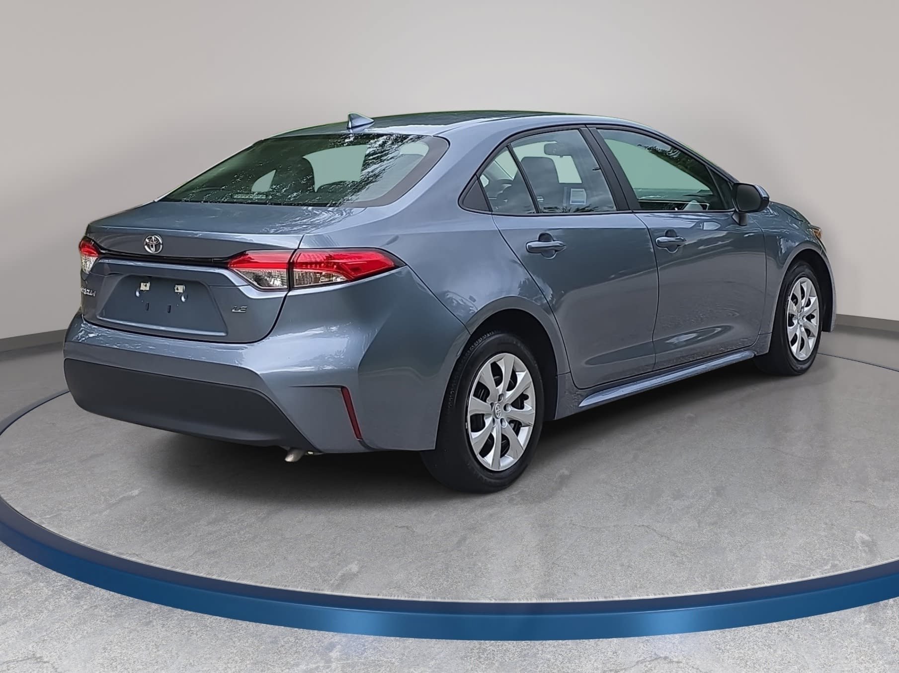 Used 2025 Toyota Corolla LE FWD image 5