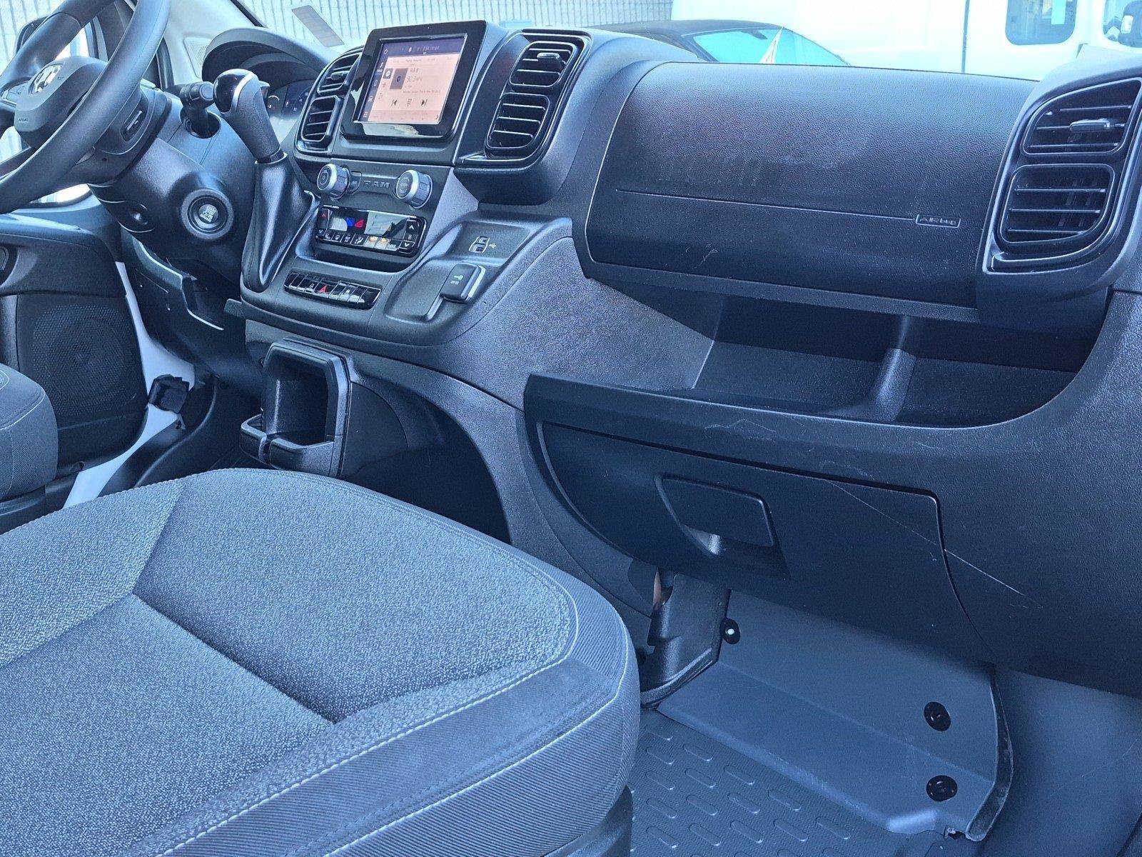 Used 2025 RAM ProMaster 2500 w/ U-Haul Equipment Group FWD image 10