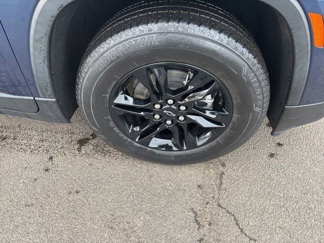 Used 2022 Chevrolet Traverse LT w/ Midnight/Sport Edition image 44