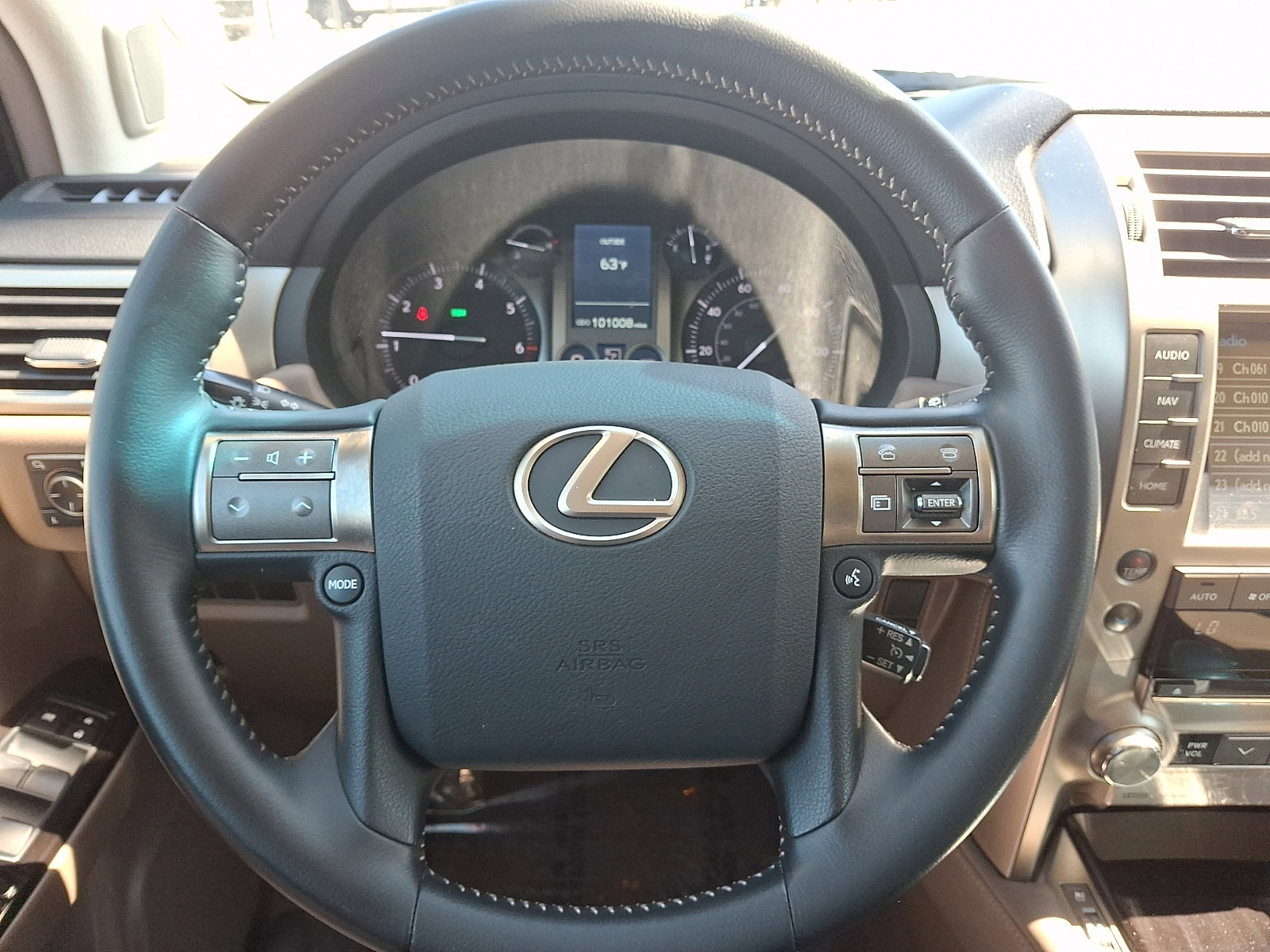 Used 2018 Lexus GX 460 w/ Navigation Package AWD/4WD image 19