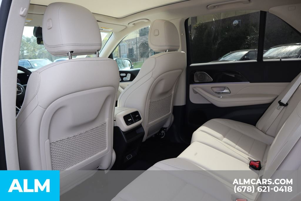 Used 2024 Mercedes-Benz GLE 450e 4MATIC w/ Winter Package image 21