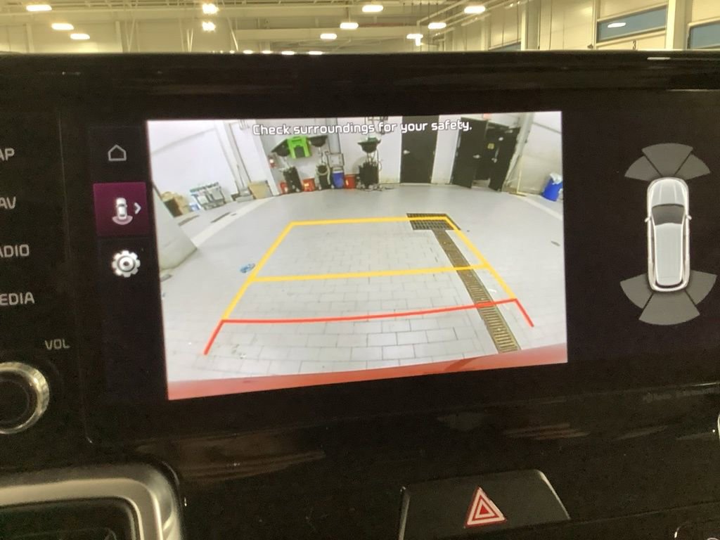 Certified 2023 Kia Sorento EX image 19