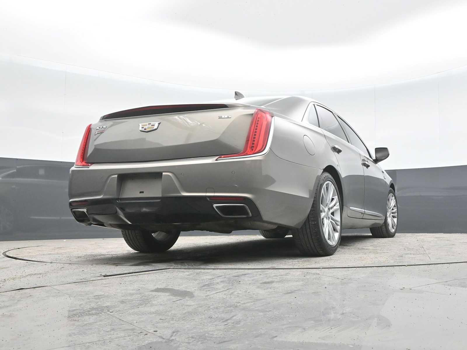 Used 2019 Cadillac XTS Luxury FWD image 32