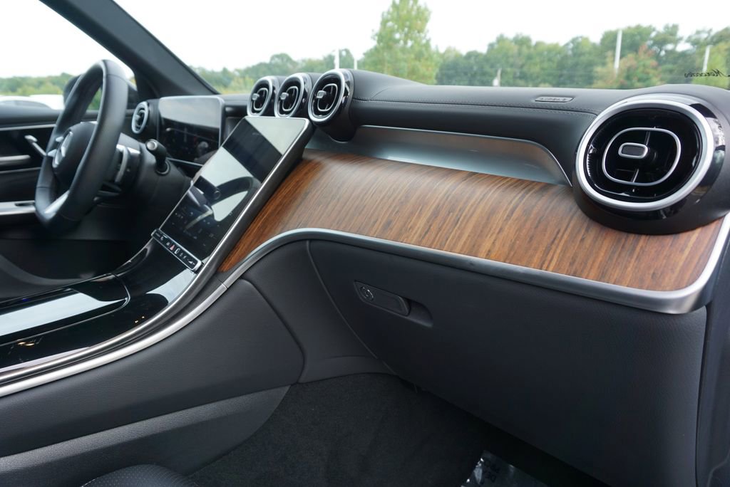 Certified 2025 Mercedes-Benz GLC 300 GLC 300 image 63