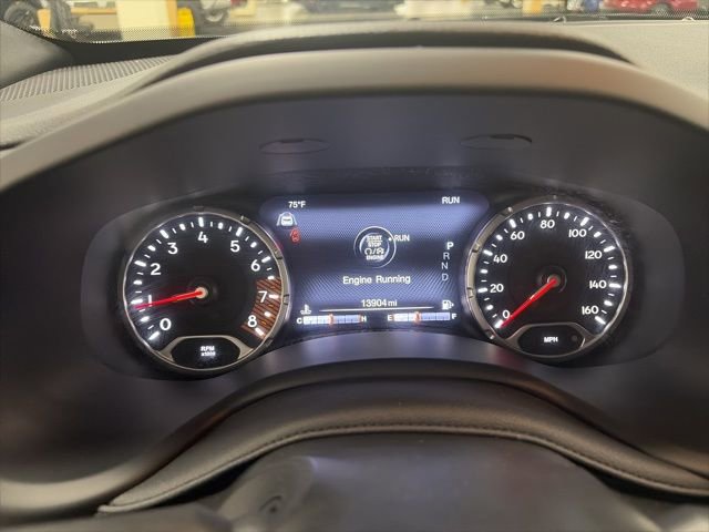 Used 2022 Jeep Renegade Latitude AWD/4WD image 21