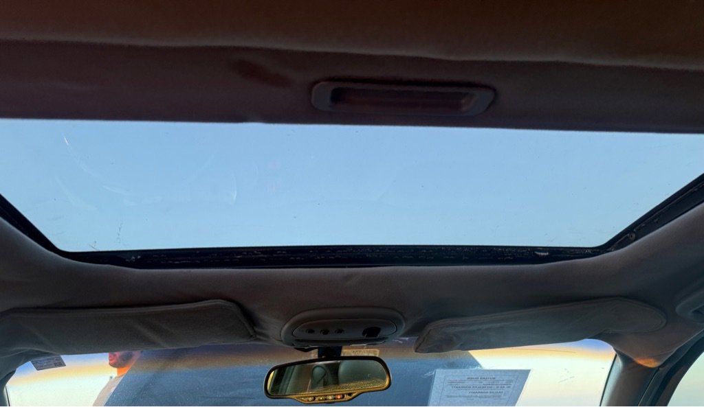 Used 2004 Pontiac Bonneville GXP image 12