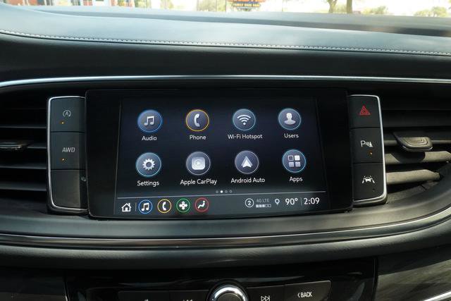 Used 2023 Buick Enclave Essence w/ Experience Buick Package image 18