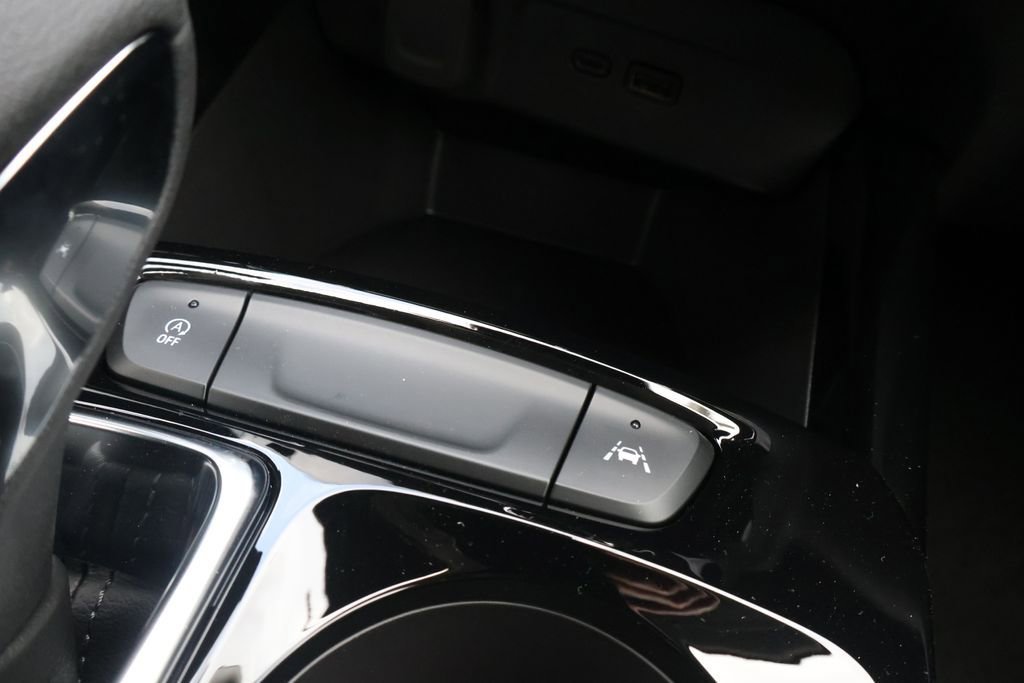 New 2026 Chevrolet Trax LT w/ Driver Confidence Package FWD image 31