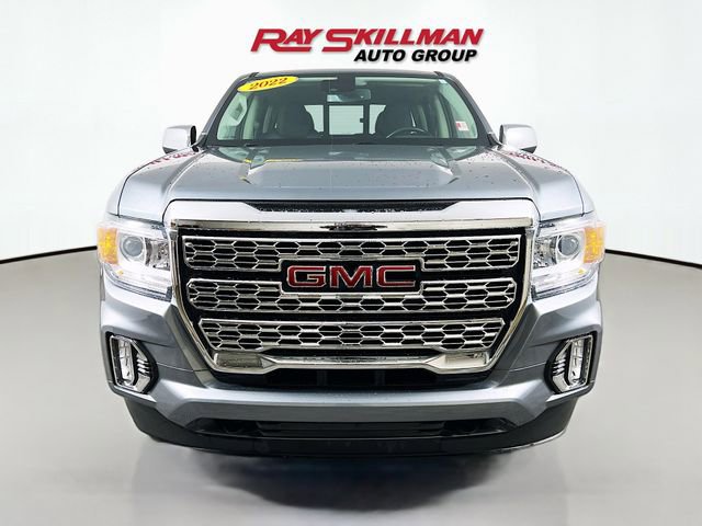 Used 2022 GMC Canyon Denali image 2
