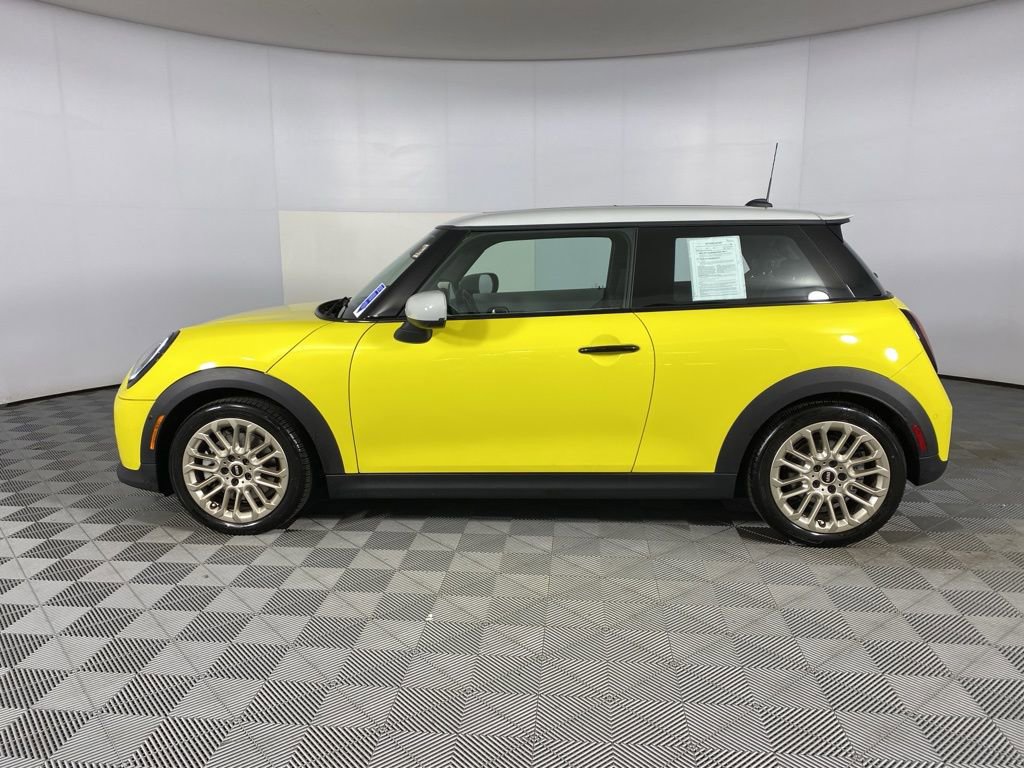 Certified 2025 MINI Cooper S FWD image 5