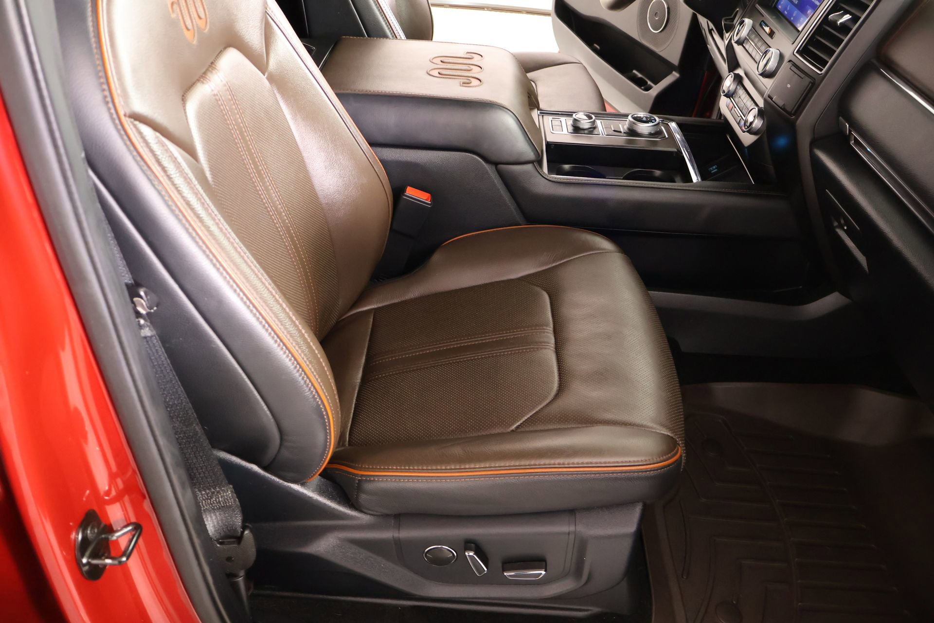 Used 2021 Ford Expedition King Ranch image 15