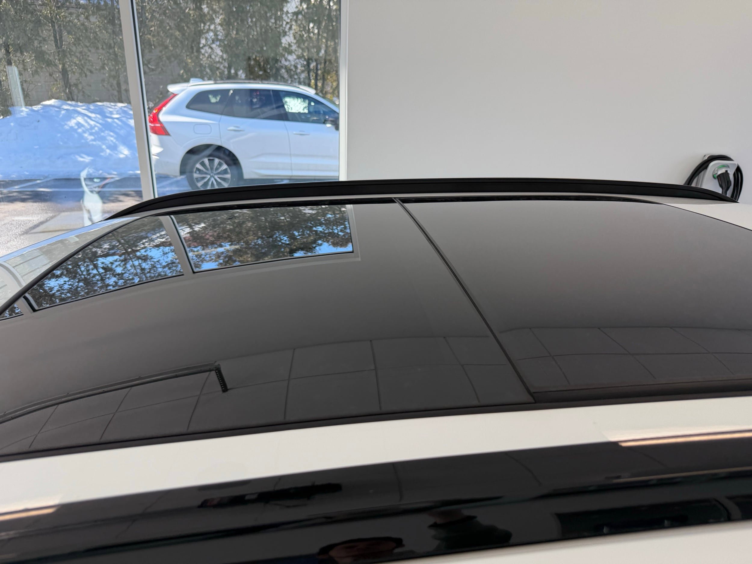 Certified 2025 Volvo XC40 B5 Plus image 12