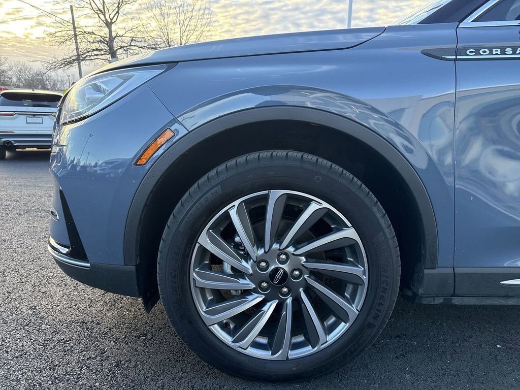 Used 2025 Lincoln Corsair Reserve image 19