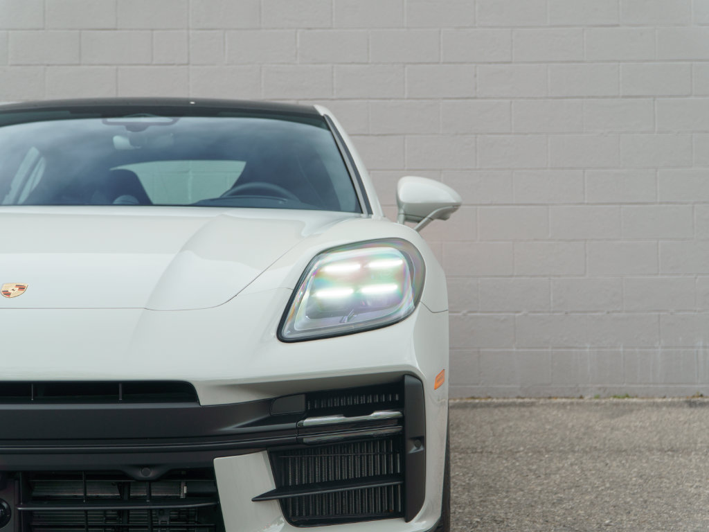 Used 2026 Porsche Panamera 4 AWD/4WD image 11