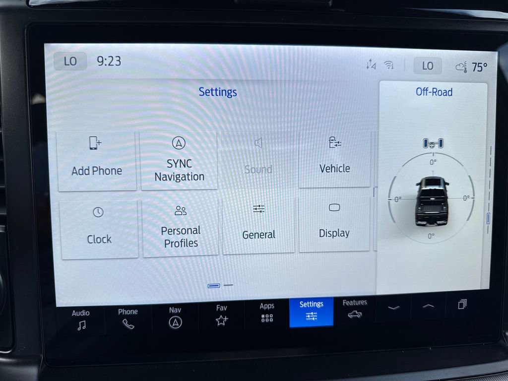 New 2025 Ford F150 Lariat w/ Equipment Group 501A Mid image 27