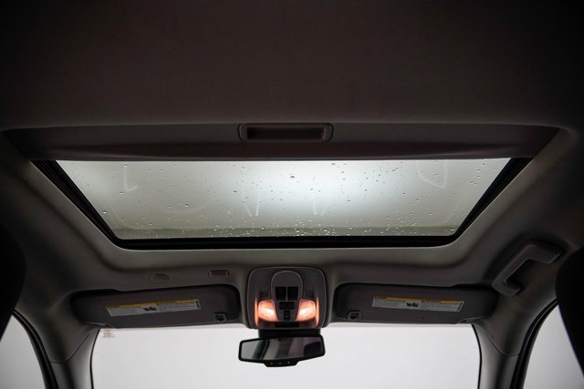 Used 2017 GMC Terrain SLE w/ Chrome Edition image 27