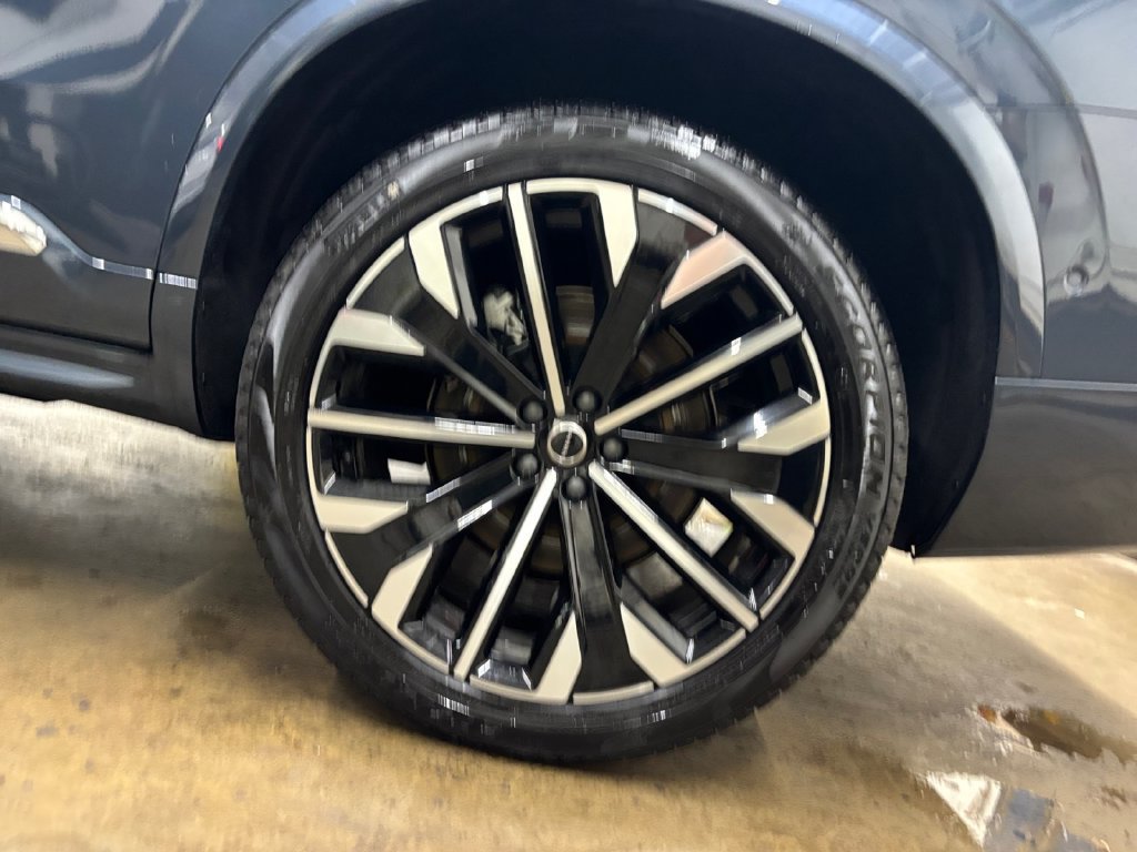 Certified 2026 Volvo XC90 B6 Ultra AWD/4WD image 38