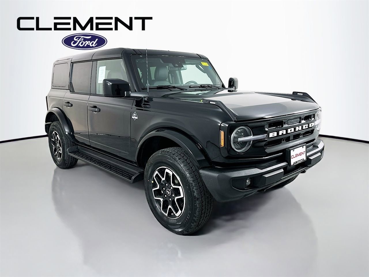 New 2026 Ford Bronco Outer Banks image 3