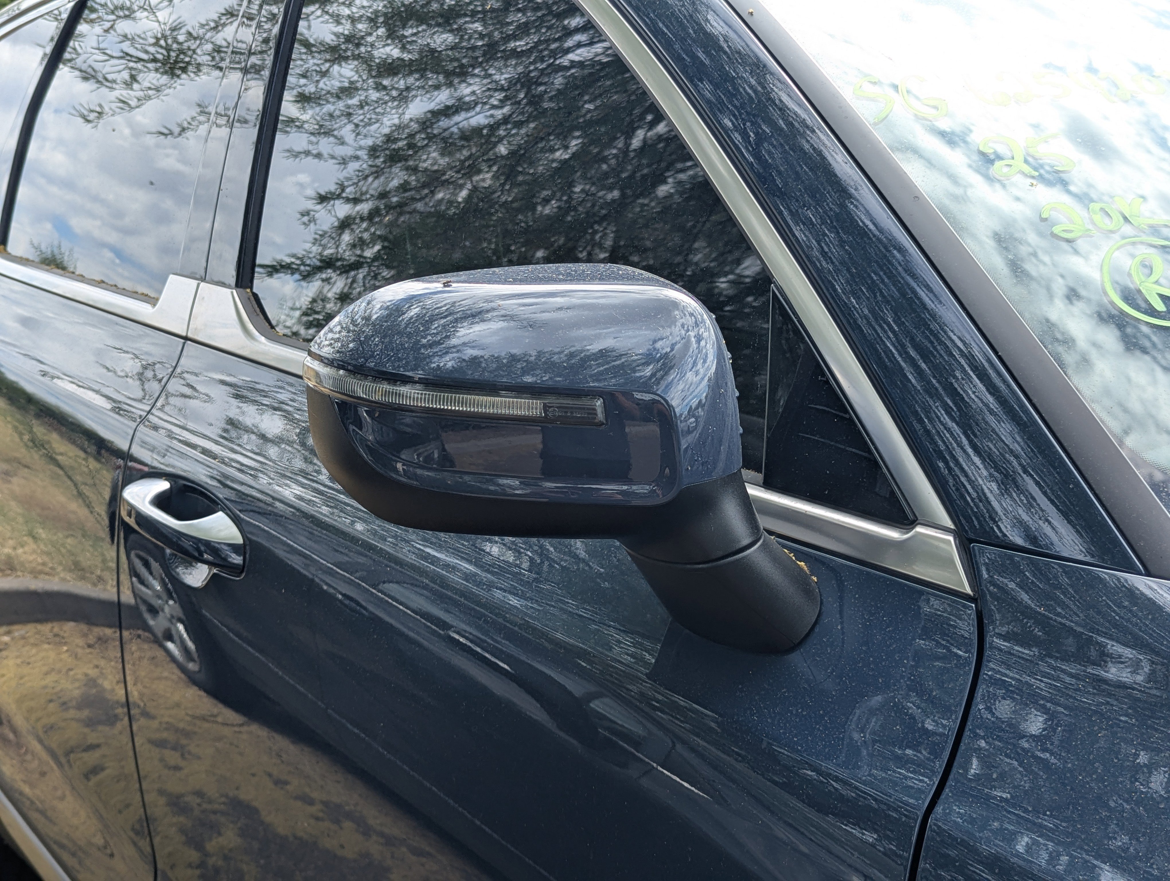 Used 2025 Kia Telluride S FWD image 8