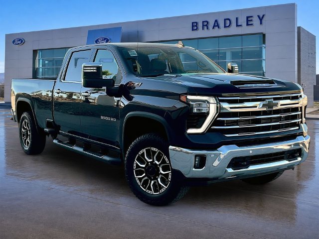 Used 2024 Chevrolet Silverado 3500 LTZ w/ LTZ Plus Package AWD/4WD image 1