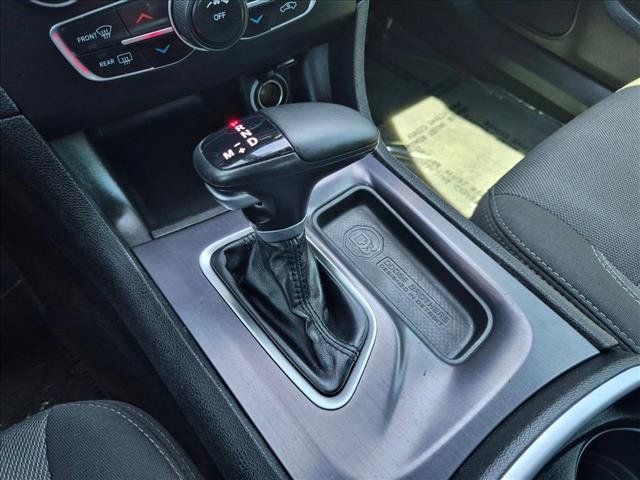 Used 2018 Dodge Charger SXT RWD image 16