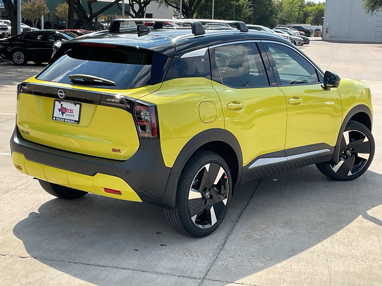 New 2026 Nissan Kicks SR FWD image 5