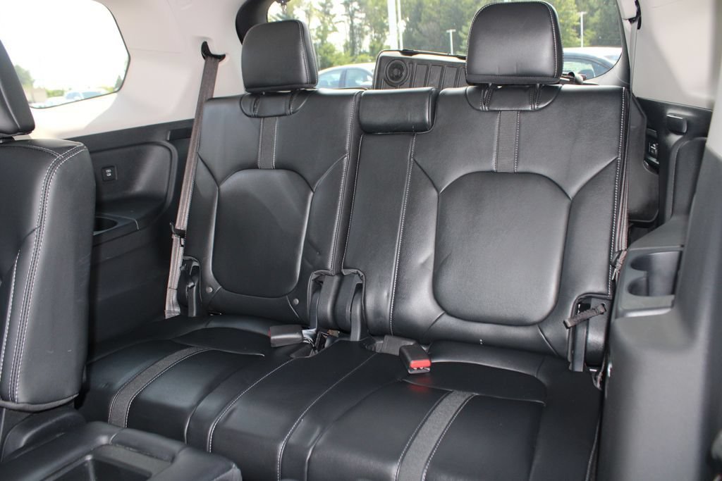 Certified 2025 Honda Pilot EX-L image 16