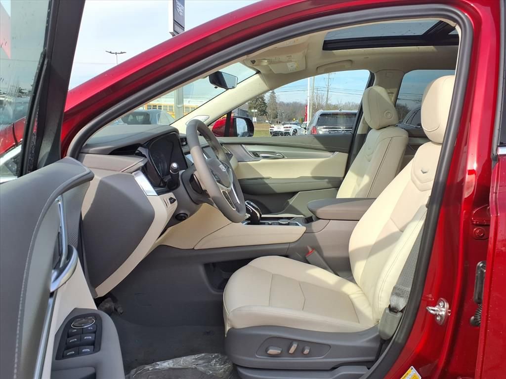 New 2026 Cadillac XT5 Premium Luxury image 13