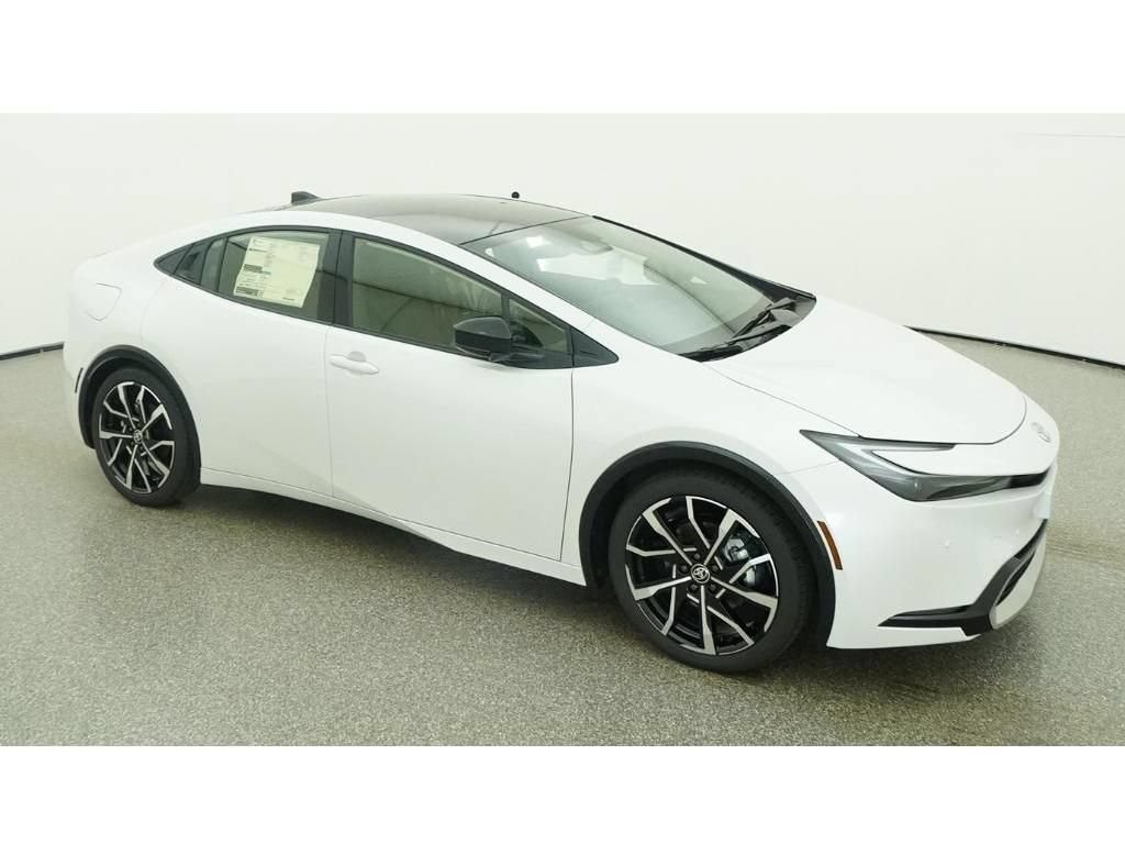 New 2026 Toyota Prius Plug-In Hybrid FWD image 12