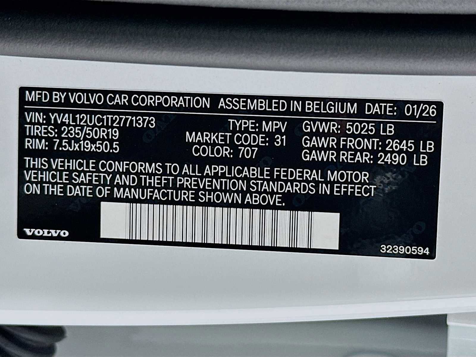 New 2026 Volvo XC40 B5 Plus w/ Protection Package Premier AWD/4WD image 30